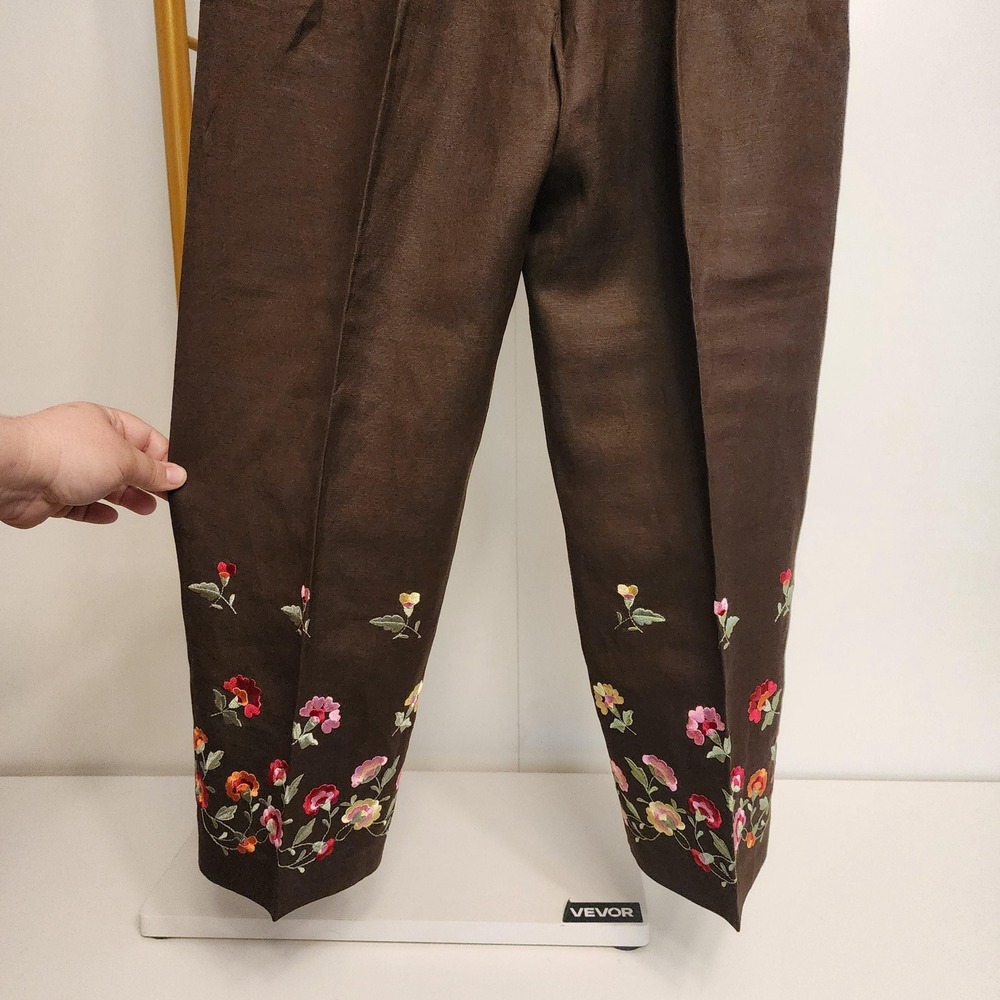 Vintage Floral Embroidered Linen Blend Brown Pants by Larry Levine, Size 6